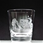 アウトドア派の知人に贈り物、トラッドなロックグラスBに
