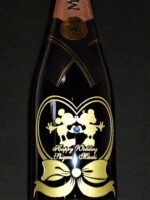 モエシャンロゼ<br>
持込みデザイン<br>
ラインストーン埋込<br>結婚祝いに