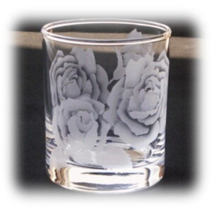 逸品グラス≪ばら≫<br>
ロックグラス(275㏄<br>
径74mmH88mm)<br>
6000円 (在庫1)<br>
<center><a href="https://www.kobo-abe.com/order?product=%E9%80%B8%E5%93%81%E3%82%B0%E3%83%A9%E3%82%B9%E2%89%AA%E3%81%B0%E3%82%89%E2%89%AB" target="_blank" rel="noopener noreferrer"><img border="0" src="https://www.kobo-abe.com/wp-content/uploads/2016/10/order-or200.png" width="180px" alt=""></a></center><br>
<br>