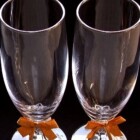 結婚式にご両親へ<br>
の贈物ビアグラス<br>
ペアの一つ 台座に<br>
メッセージなど彫刻ピルスナーA<br>
<br>
<br>