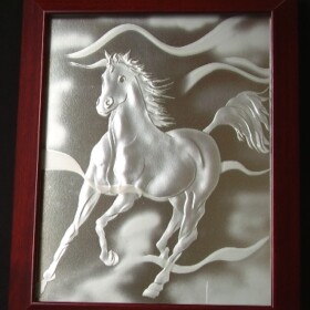 額入彫刻ガラスIN-09<br>
疾風サラブレット<br>
段彫り242×303mm<br>
<span style="letter-spacing : 0px;text-decoration : line-through; color:#ff0000;">16800円</span> <span style="color:#ff0000;">値下げ 11000円</span><br>
<br>
<center><a href="https://www.kobo-abe.com/order?product=%E9%A1%8D%E5%85%A5%E5%BD%AB%E5%88%BB%E3%82%AC%E3%83%A9%E3%82%B9%E3%80%80IN-09" target="_blank"rel="noopener"><img border="0" src="https://www.kobo-abe.com/wp-content/uploads/2016/10/order-or200.png" width="200px" alt=""></a></center>
<br>
<br>