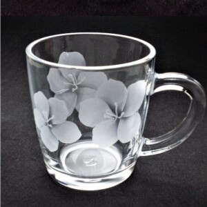 逸品グラス≪金露梅≫<br>
ガラスマグカップ容340ml <br>
口径86 高99mm<br>
HOTもOK 在庫無し<br>