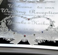 ミラーボードHA-L<br>
デザインWD-7LS ラインストーン6色14個を小花のハートリボンにはめ込み