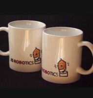 作品サンプル陶器マグ特大 持込みイラスト・ロゴで制作、着色加工 退職記念品に