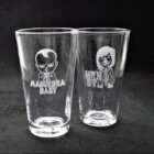 持込みの自作イラスト彫刻、世界で一つしかないオリジナルグラスに